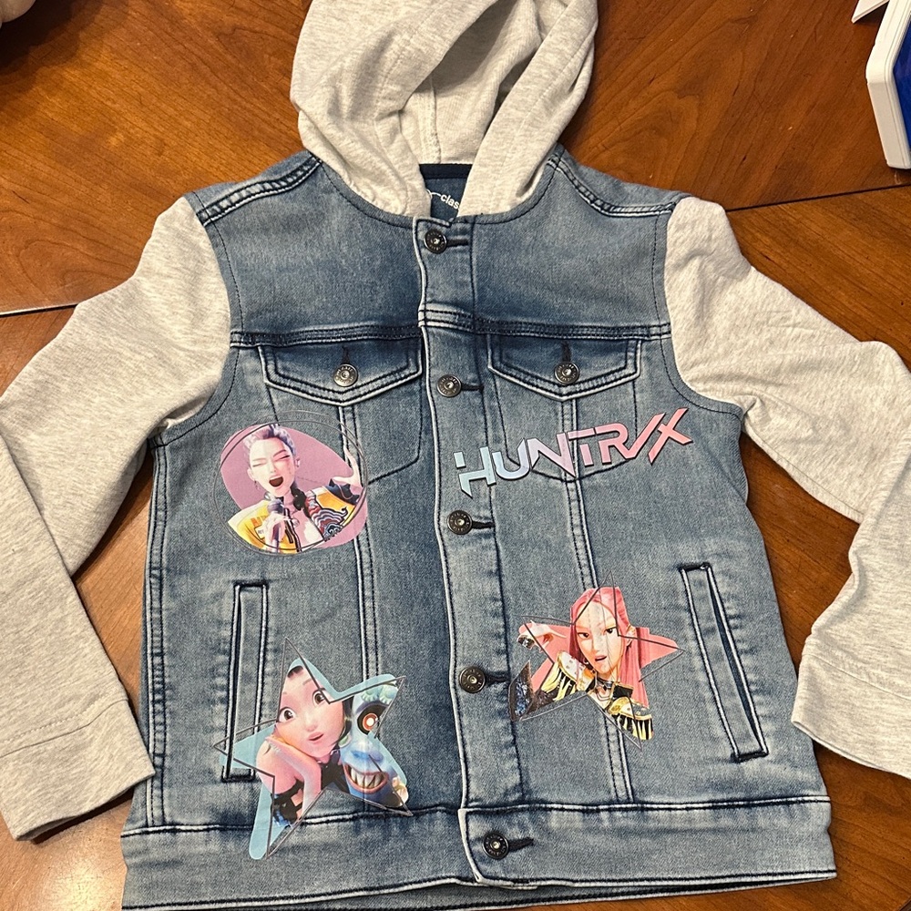 K-Pop Demon Hunters Handmade Denim Jacket - art class size M (8) Upcycled NWOT